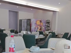 -何适山庄 ·可团建(水长城P2停车场店)