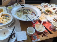 -江渔儿酸菜鱼(奥园广场金发购物中心店)