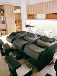 -Mentor Hair Salon