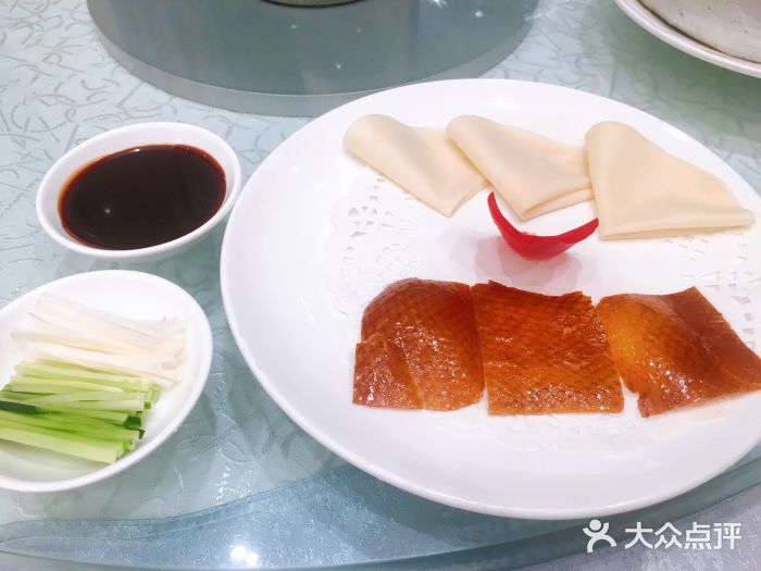 亢龙太子酒轩(东湖店)金牌片皮鸭图片