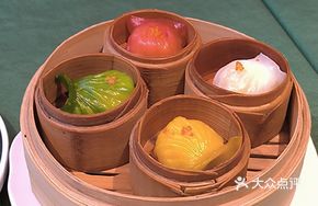 Four-Color Handmade Shrimp Dumplings