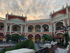 -佛罗伦萨小镇广佛名品奥特莱斯(疏港路店)