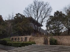 -鹦鹉寺公园