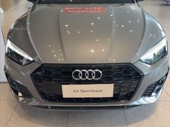 -上海永达奥诚奥迪4S店(申江路店)