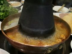 -楼外楼大刀肉传统火锅居(幸福街店)