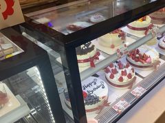 -花花卷卷·鲜食蛋糕(静安久光百货店)