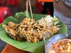 -席娜卡琳火车铁道夜市