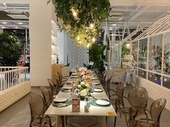 -ins森林童话餐厅coffee&bistro