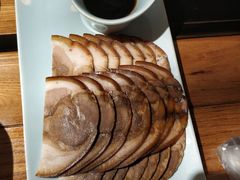 三少酱肘子-娄三少春饼·烤鸭(合生汇购物中心店)
