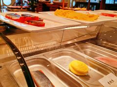 -南郊宾馆·风味自助餐厅·山东十六地市特色菜