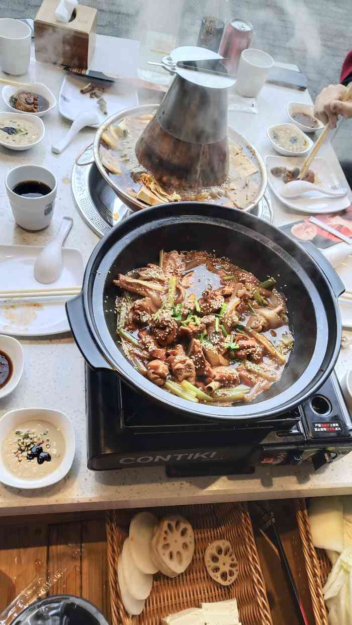 余乐圈·火锅鸡·鸡煲(正宗沧州火锅鸡青岛①号店)