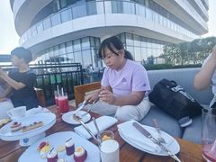 -瑰丽酒店·海吧·天际下午茶·现场DJ·天台酒吧