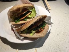 爱情扎萨-一叶一世界·素食餐厅(锦华万达店)