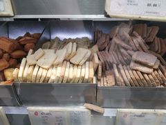 杏仁奶片-上海哈尔滨食品厂(淮海中路店)