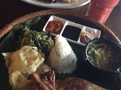 -Pundi Pundi Restaurant