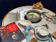 -樾餐厅泰式海鲜火锅(民歌湖店)