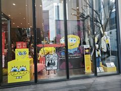 -优衣库(深圳万象天地旗舰店)