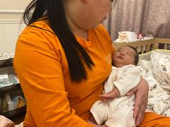 -爱的果实月嫂育婴师(世纪东方店)