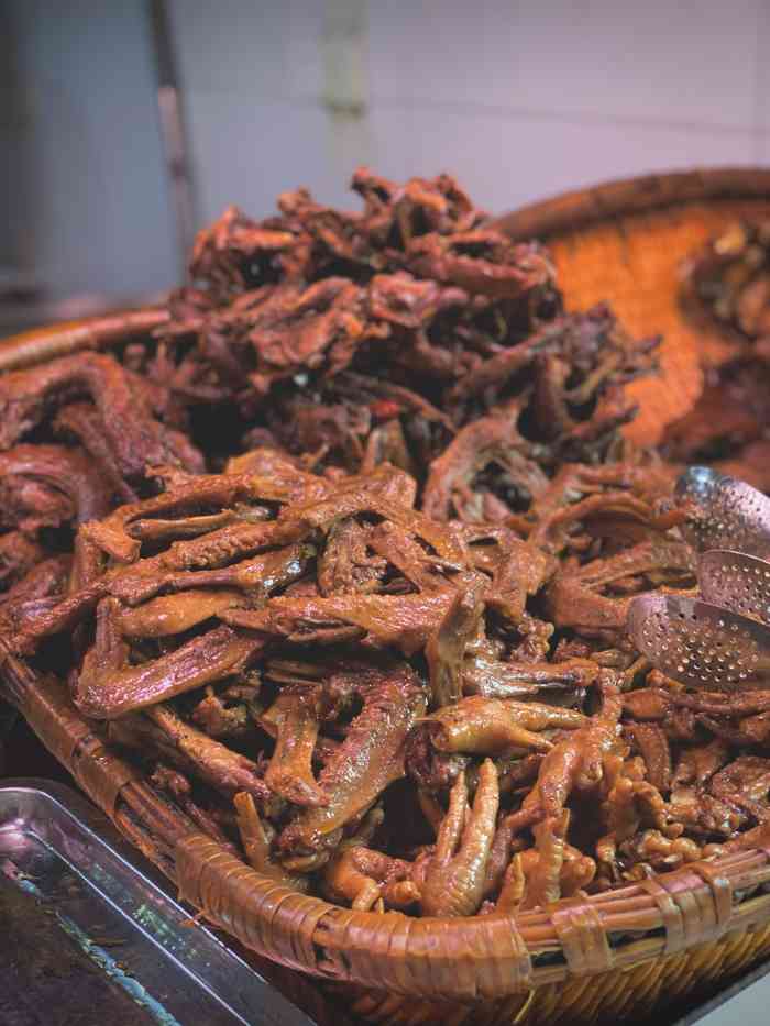 川王氏现捞鸭脖-"这家的卤菜味道是真的可以,特别爱吃这家店.