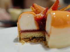 -潮一不贰·法式甜品·生日蛋糕·西式简餐(外滩店)