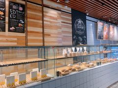 面包甜点陈列柜-野上麦田(中贸广场店)