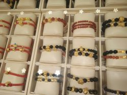 -老庙黄金(石路店)