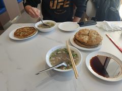 -一头牛馅饼店总店(卫工街店)