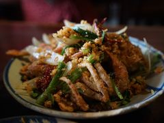 -Cuc Gach Quan Restaurant