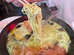 -霄汉牛三鲜湖北砂锅菜(万松园2店)