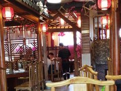 大堂-东来菜馆•手抓海鲜家常菜•海鲜锅贴(鸽子窝店)