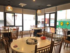大堂-九道菜有鸡鱼头(石鼓路店)
