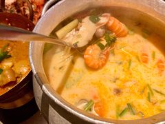 -大头虾越式风味餐厅(光明广场店)