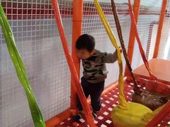-嘿哟动霸CHUA·新潮玩运动娱乐中心·蹦床滑冰团建乐园