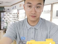 -翰佐蔡司小乐圆·依视路星趣控·暴龙眼镜折扣店