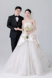 -Mu慕婚纱摄影·超级工作室