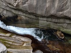 -鄣山大峡谷