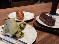 自家烘焙面包-DECAMERON十日谈(卓悦汇店)