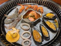 -韩大地海鲜自助烧烤城(黄兴路步行街店)