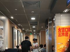 -麦当劳(CP静安店)