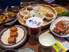 -包整·丝娃娃(一览甲秀楼风景店)