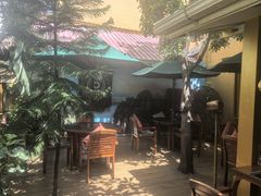-Sala Thai Restaurant