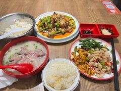 -张太婆老妈蹄花川菜馆·中华餐饮老字号(望平街店)