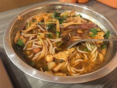 -柳州肥姨妈大骨螺蛳粉(万达中心店)