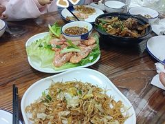 -亚忠小吃店(曾厝垵店)