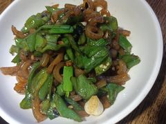 青椒炒猪皮-胖婆捆鸭