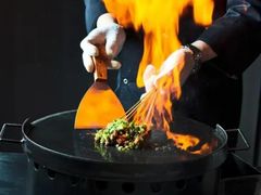 -街角等你.大连海鲜烧烤(西安路店)