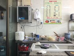 -亚忠小吃店(曾厝垵店)