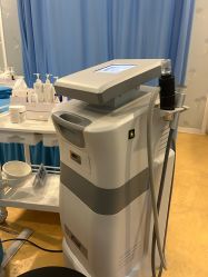 -广州健丽·去眼袋医疗美容机构