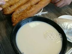 -车库美食餐厅