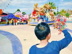 -七彩云南欢乐世界